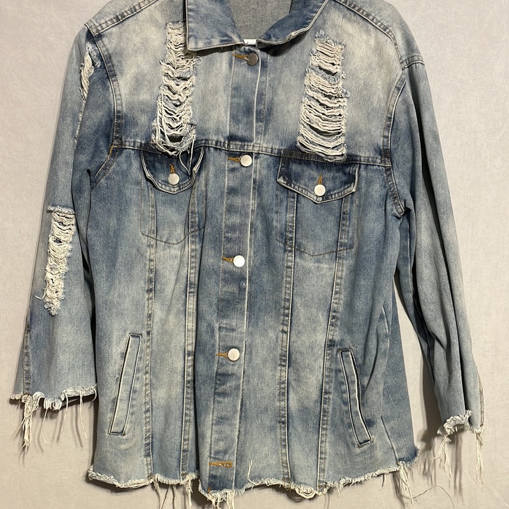 Distressed Jean jacket - Picture 2 of 4